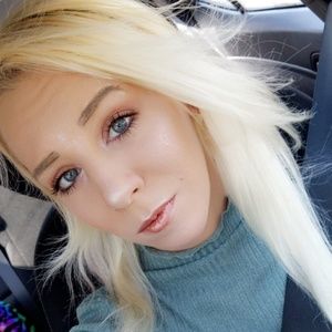 Meet your Posher, Isaac & kyras